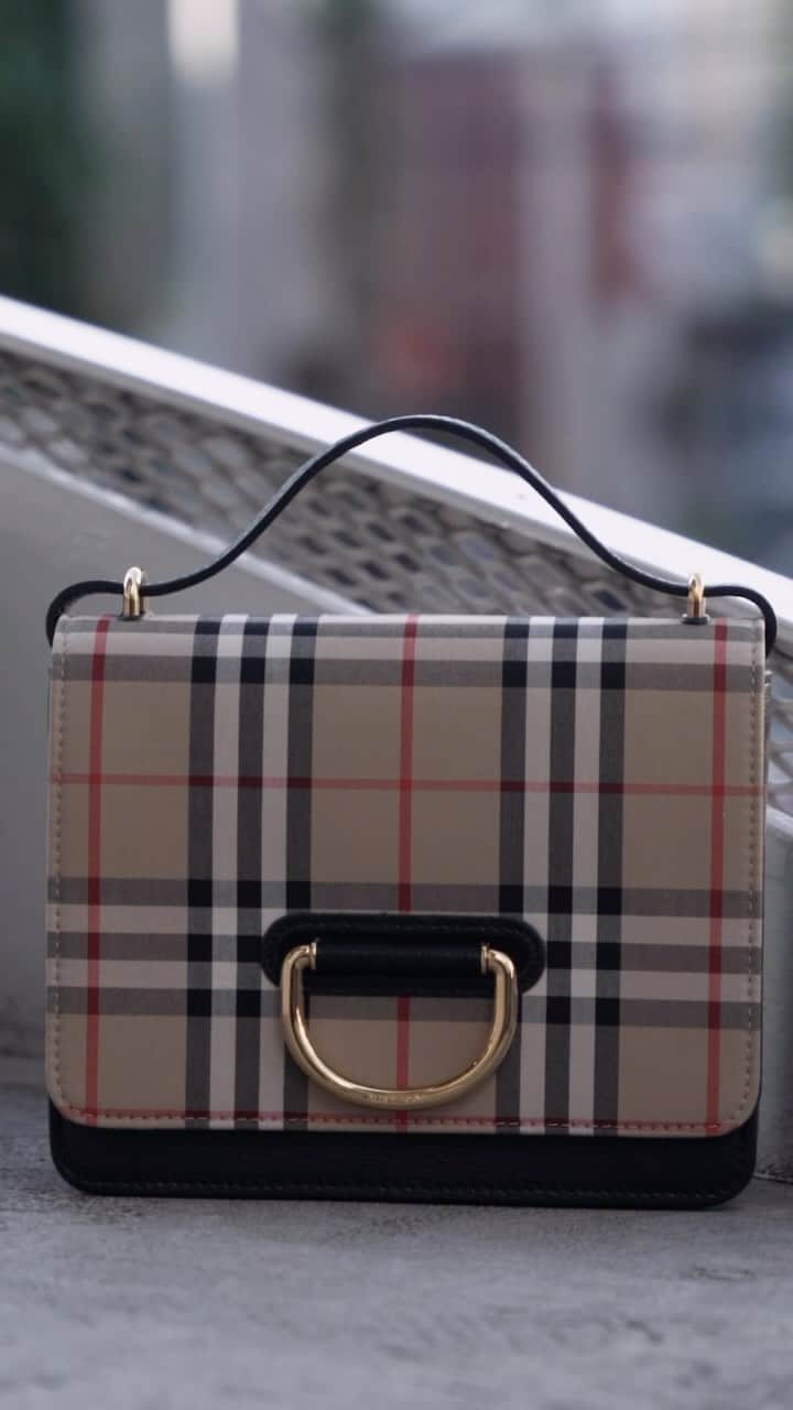 のインスタグラム：「. BURBERRY チェック柄ガンチーニ金具ショルダーバッグ 品番:A23110051BU  ※WEB掲載済  @hedy_daikanyama  @hedy_osaka_ @hedy_worldwide   #hedy #hedy_japan #hedy_vintage #vintageshop」