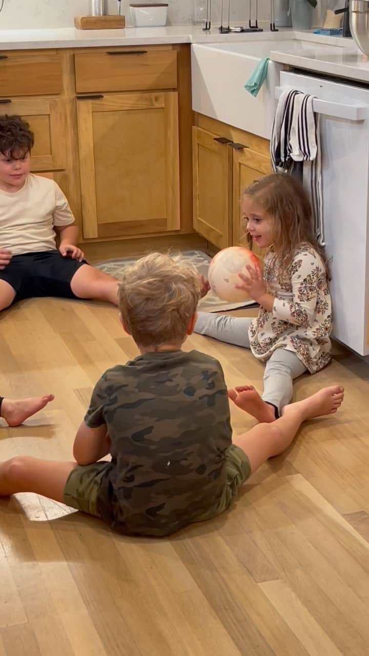 ジェッサ・ダガーのインスタグラム：「The simple things in life mean the most 🤍」