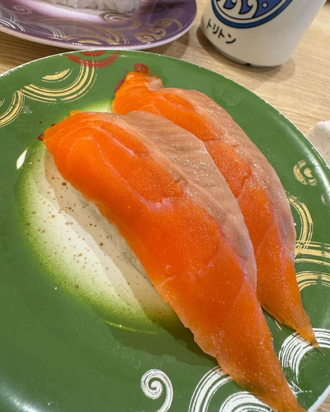 山口託矢さんのインスタグラム写真 - (山口託矢Instagram)「美味しすぎた🍣 回転寿司のクオリティじゃない、、 個人的にはホタテやばすぎました。。 . . #北海道 #北見 #トリトン #寿司 #回転寿司  #俳優 #太鼓 #全国ツアー」11月29日 15時45分 - taku_ya_maguchi