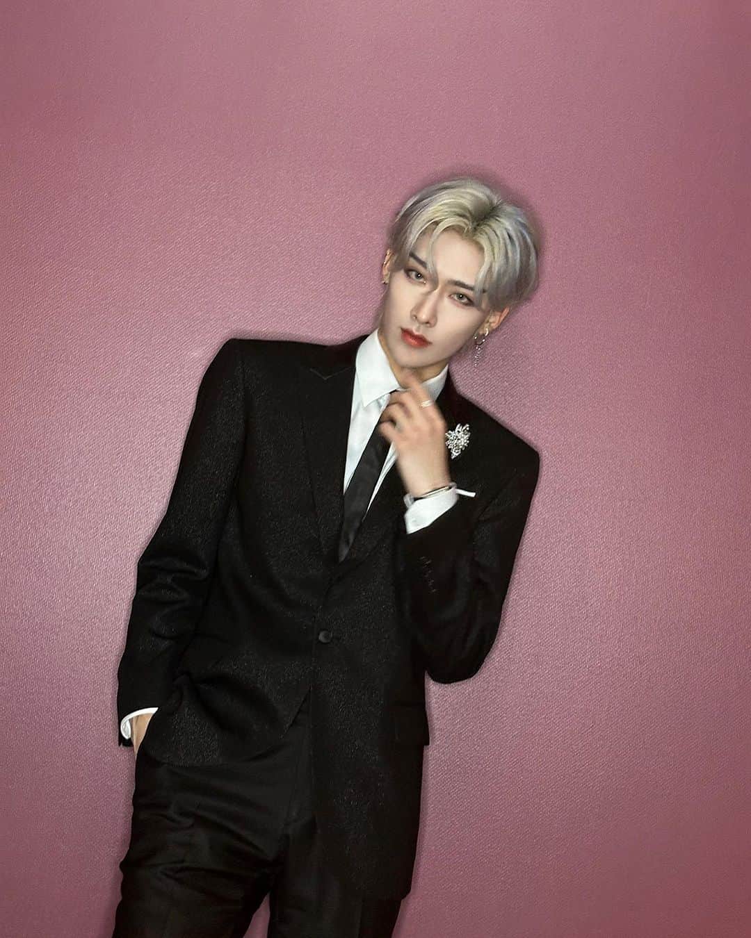 ZEROBASEONEのインスタグラム：「Can you feel our LOVE? ❤️‍🔥  #ZEROBASEONE #ZB1 #제로베이스원 #RICKY #리키 #2023MAMA #MAMAAWARDS #2023MAMAAWARDS  #ZEROBASEONE_MAMA」