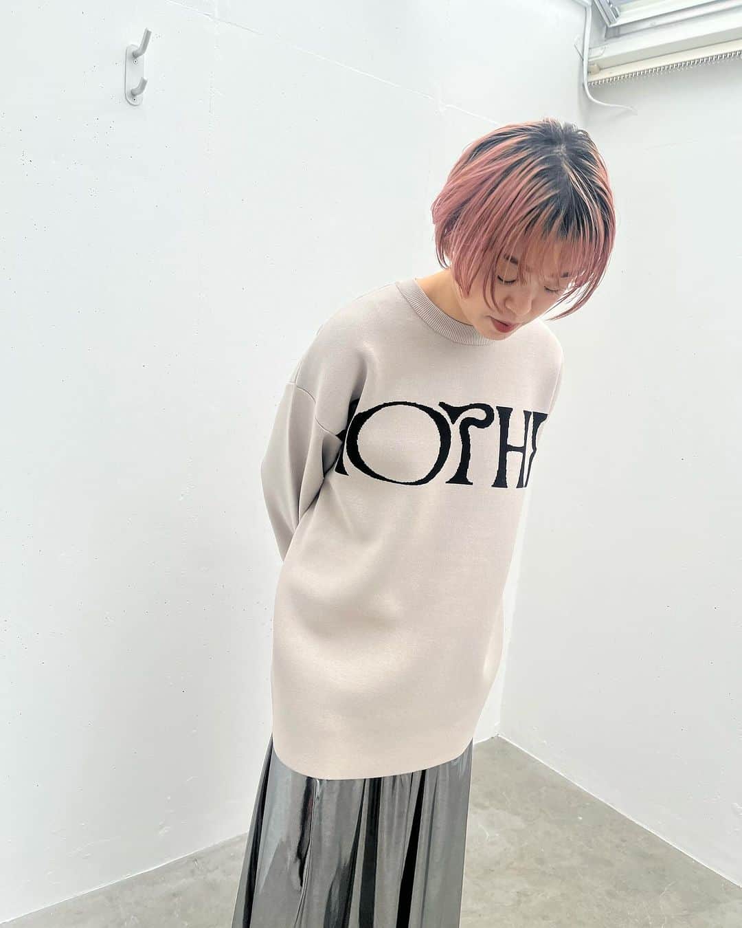 MIDWEST TOKYO WOMENさんのインスタグラム写真 - (MIDWEST TOKYO WOMENInstagram)「・ NOUNLESS POPUP  11/25(土)〜12/3(日) @_nounless  @midwest_tw  ・ 【down jacket】 4way over padding jacket @_nounless  black / size free  【knit】 logo over knit @_nounless  beige , black , wine / size free  【skirt】 metallic jerser gather skirt @johnlawrencesullivan_official  silver / size xs  【sneaker】 wayne low/original sole leather low-top @miharayasuhiro_official  black , gray / size36-39  @midwest_official  staff 160cm  _______ _______ _______ ________  MIDWEST TOKYO 東京都渋谷区神南1-6-1 ☎︎03-5428-3171 ✉︎tokyo_w@midwest.jp  月〜土 12:00〜20:00 日・祝 11:00〜19:00  商品に関してのご質問、その他ございましたら お気軽にコメント、DMください。」11月29日 16時14分 - midwest_tw