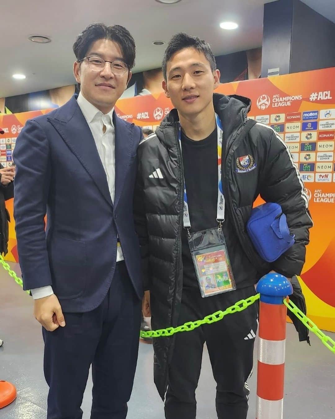 パク・チュホさんのインスタグラム写真 - (パク・チュホInstagram)「한국에서 첫 현장중계를 박용식캐스터님과 인천으로 다녀왔습니다  그리고 오랜만에 만난 태희🥰🥰 화이팅~   다음 현장중계는 울산으로 갑니다~~ 🙌🙌 #인천 #요코하마 #ACL #tvnsports」11月29日 16時49分 - milany_p