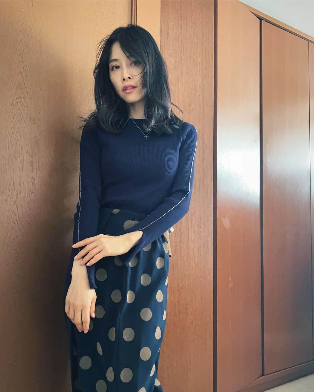 中岡由佳のインスタグラム：「❇︎ navy blue and polka dot pattern  #fashion #centforce」