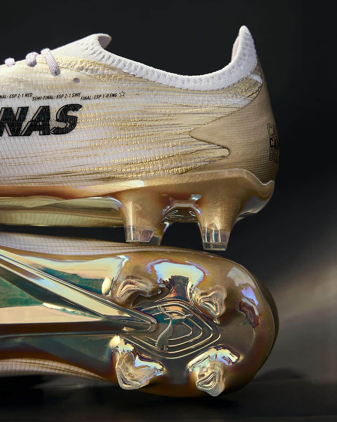 PUMA Footballさんのインスタグラム写真 - (PUMA FootballInstagram)「The World Champion boots for our Campeonas 🏆」11月29日 17時30分 - pumafootball