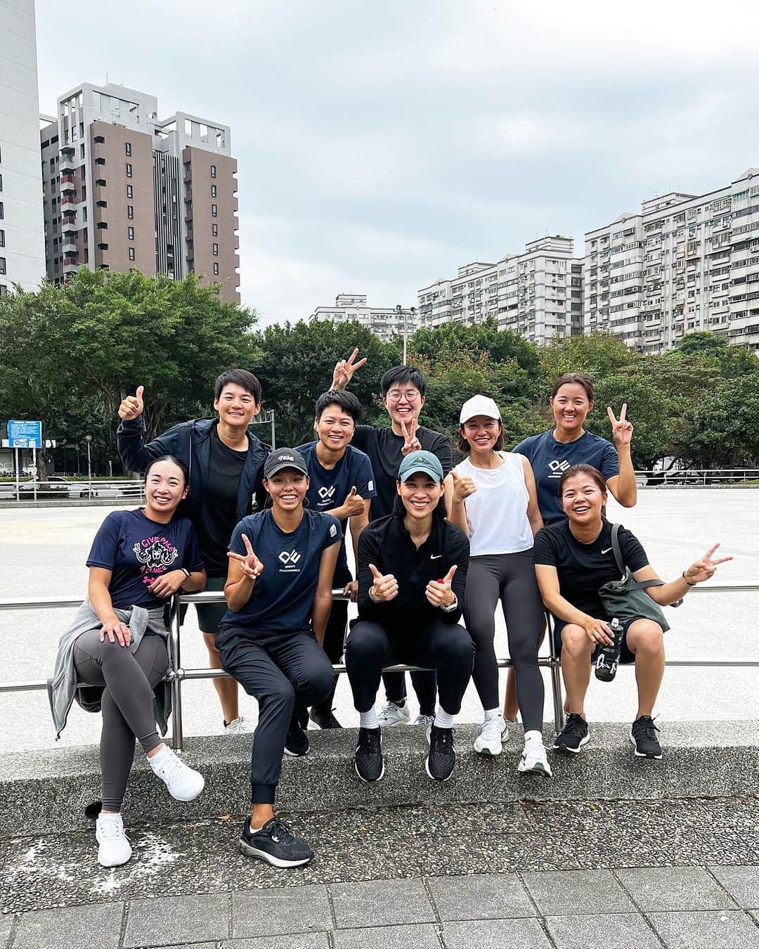 ヤニ・ツェンのインスタグラム：「久違的團練，歡迎新成員！👏🏼   #ㄧ起變強」