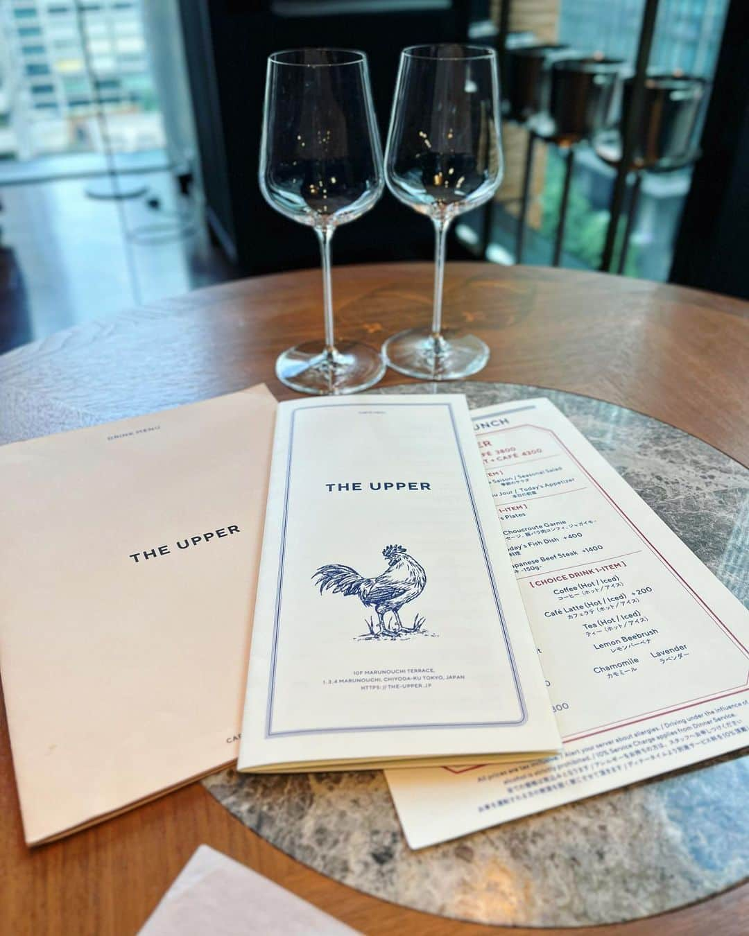 東條恭子さんのインスタグラム写真 - (東條恭子Instagram)「🤍 ⁡ 「THE UPPER」🍽️🥂 @theuppertokyo 海外のレストランのような内装がタイプすぎるのと 居心地も良くて長居してしまいます♥💭 全てのお席タイプで寛ぎたくなる🫶🏻🤍← ⁡  #theupper #アッパー #フレンチブラッスリー #大手町ランチ #大手町グルメ #大手町ディナー #女子会 #女子会ランチ #丸の内ランチ #丸の内グルメ #丸の内ディナー #ビストロ #テラス席 #カウンター席」11月29日 17時59分 - kyoko_tojo