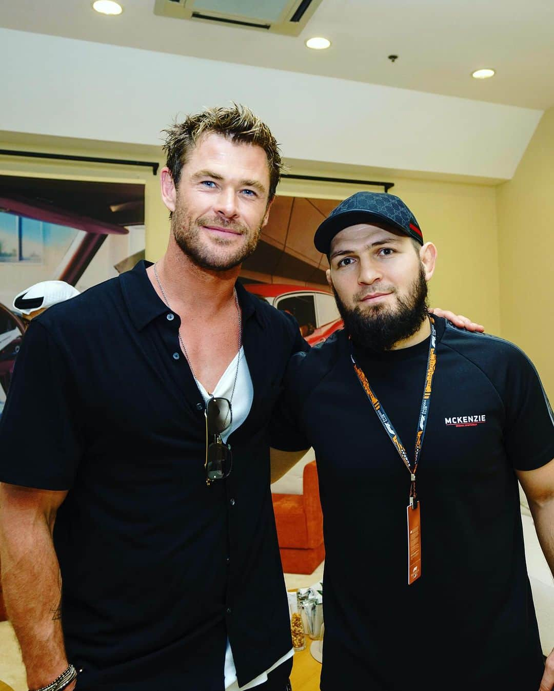 クリス・ヘムズワースさんのインスタグラム写真 - (クリス・ヘムズワースInstagram)「A few snaps from an epic family trip to #abudhabi @lukemun @hemsworthluke @liamhemsworth @visitabudhabi」11月29日 18時03分 - chrishemsworth