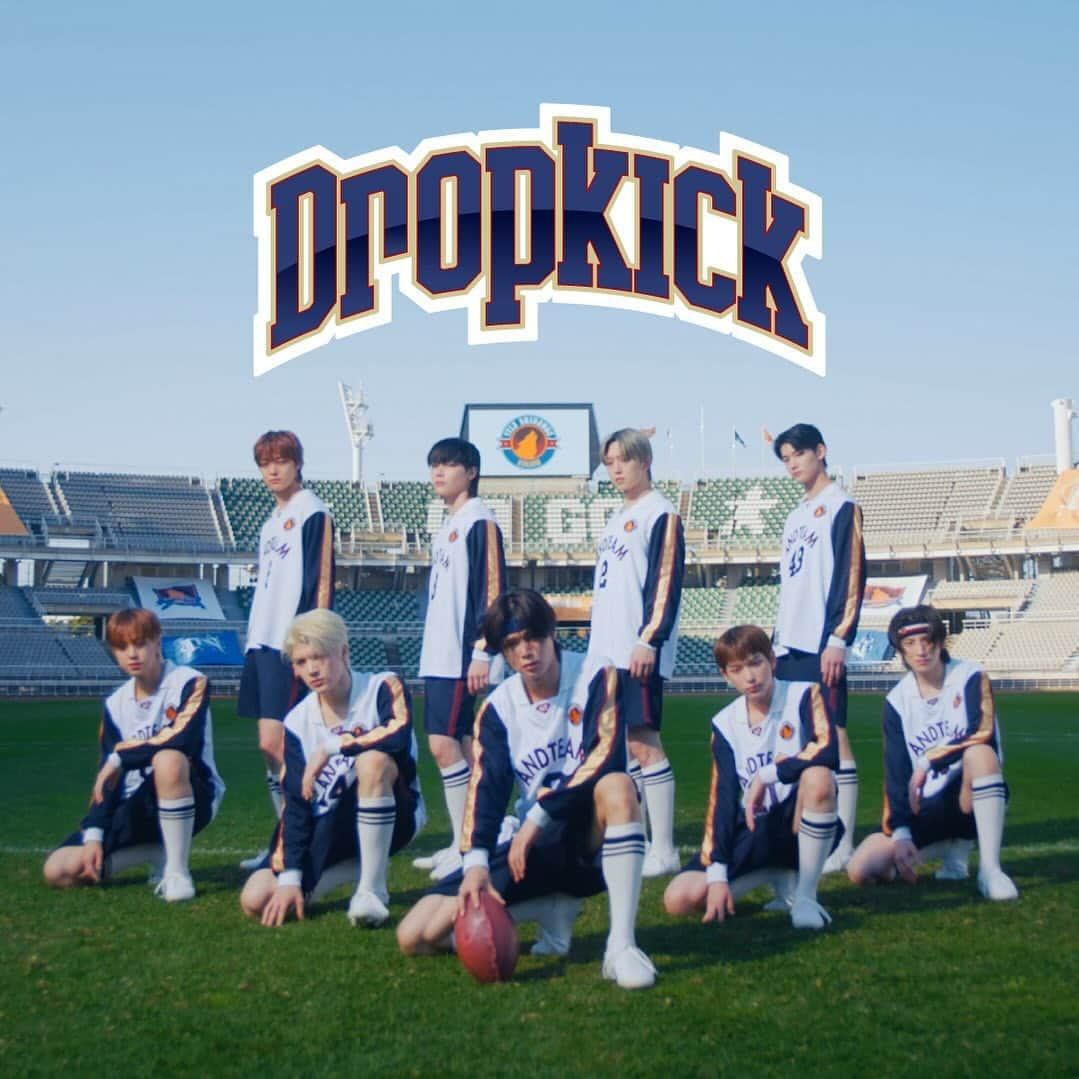 &TEAMさんのインスタグラム写真 - (&TEAMInstagram)「First Howling : NOW ‘Dropkick’ Official MV  #Dropkick #andTEAM #FirstHowling_NOW」11月30日 0時01分 - andteam_official