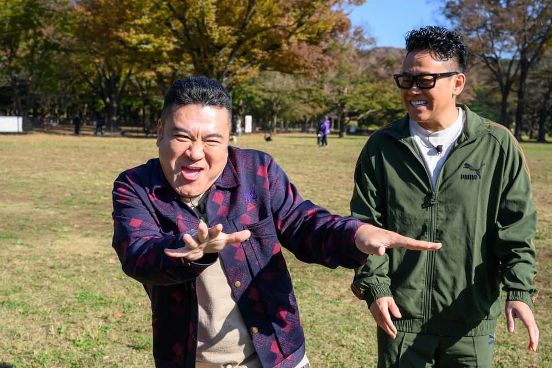 日本テレビ「満天☆青空レストラン」さんのインスタグラム写真 - (日本テレビ「満天☆青空レストラン」Instagram)「今週の青空レストランは、東京都渋谷区の『電氣餅』をご紹介します□ ⁡ ⁡ ⁡ ゲストは、初登場の山崎弘也さんです！！ ⁡ ⁡ ⁡ お二人に餅つきの体験や大福を作っていただきました！！ ⁡ ⁡ 『電氣餅』とは一体どんなお餅なのか？バラエティでよく見るあれなのか！？笑 ⁡ ⁡ ⁡ ⁡ お楽しみに😊 ⁡ ⁡ ⁡ ⁡ #満天青空レストラン #青空レストラン #青空 #青レス #満天 #宮川大輔 #大ちゃん #うまい　#レシピ #日テレ #日本テレビ #東京都 #渋谷区 #ロケ #餅 #電氣餅 #山崎弘也 #アンタッチャブル #サッポロ #サッポロで乾杯」11月30日 0時03分 - aozora_official