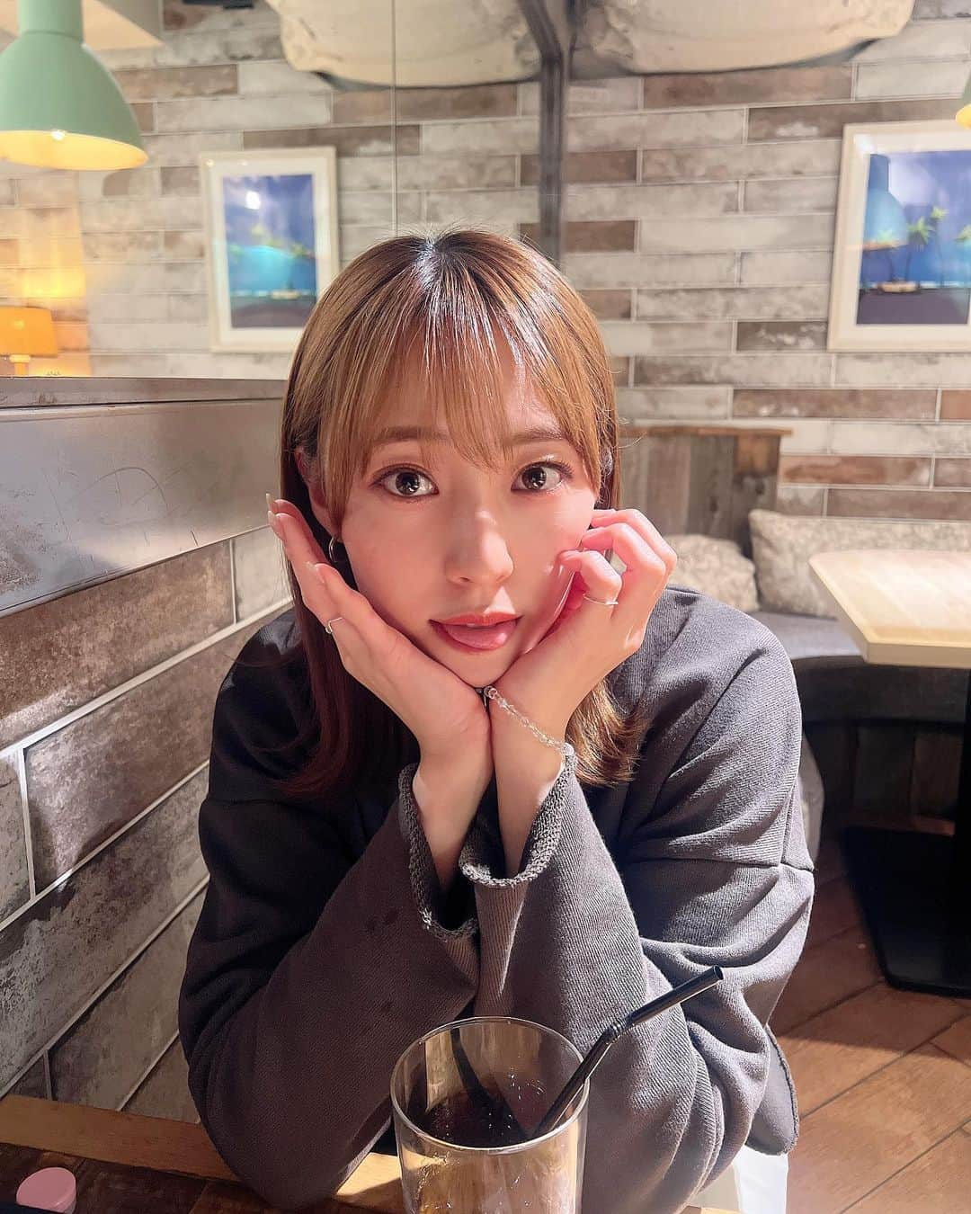 藤江れいなさんのインスタグラム写真 - (藤江れいなInstagram)「♥ 袖いつ濡れたの、、？😛☕️」11月29日 20時01分 - 01nyan0201