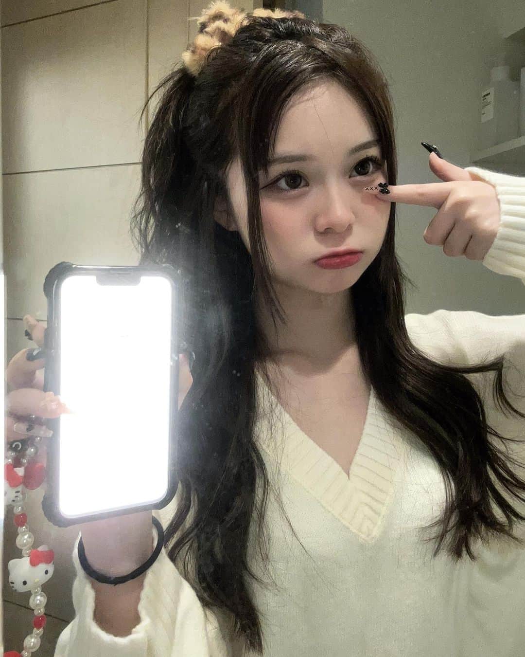 桜のインスタグラム：「SHEINの冬服可愛すぎるからみんな見て🥹🥹  商品ID 11128217 12405998 20164104 12185207 11891199  クーポンコードEBSJP022  試すたび、好きが見つかる。届くたび、好きが増えてく。 #PR #SHEIN冬の感謝祭 #SHEINGoodFinds #SHEINforAll #loveshein #ad #saveinstyle @shein_japan」