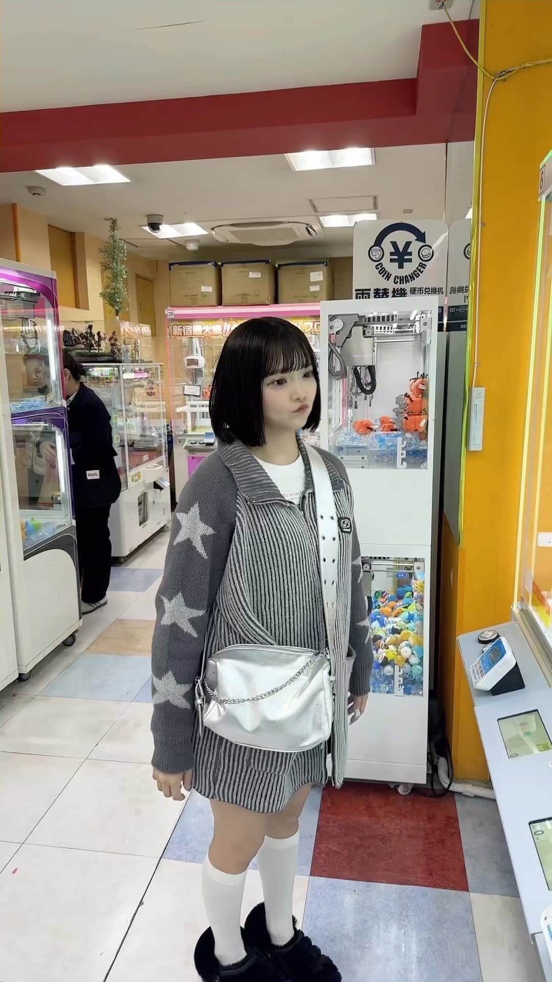 のインスタグラム：「このバッグ1日で壊れたけど？」