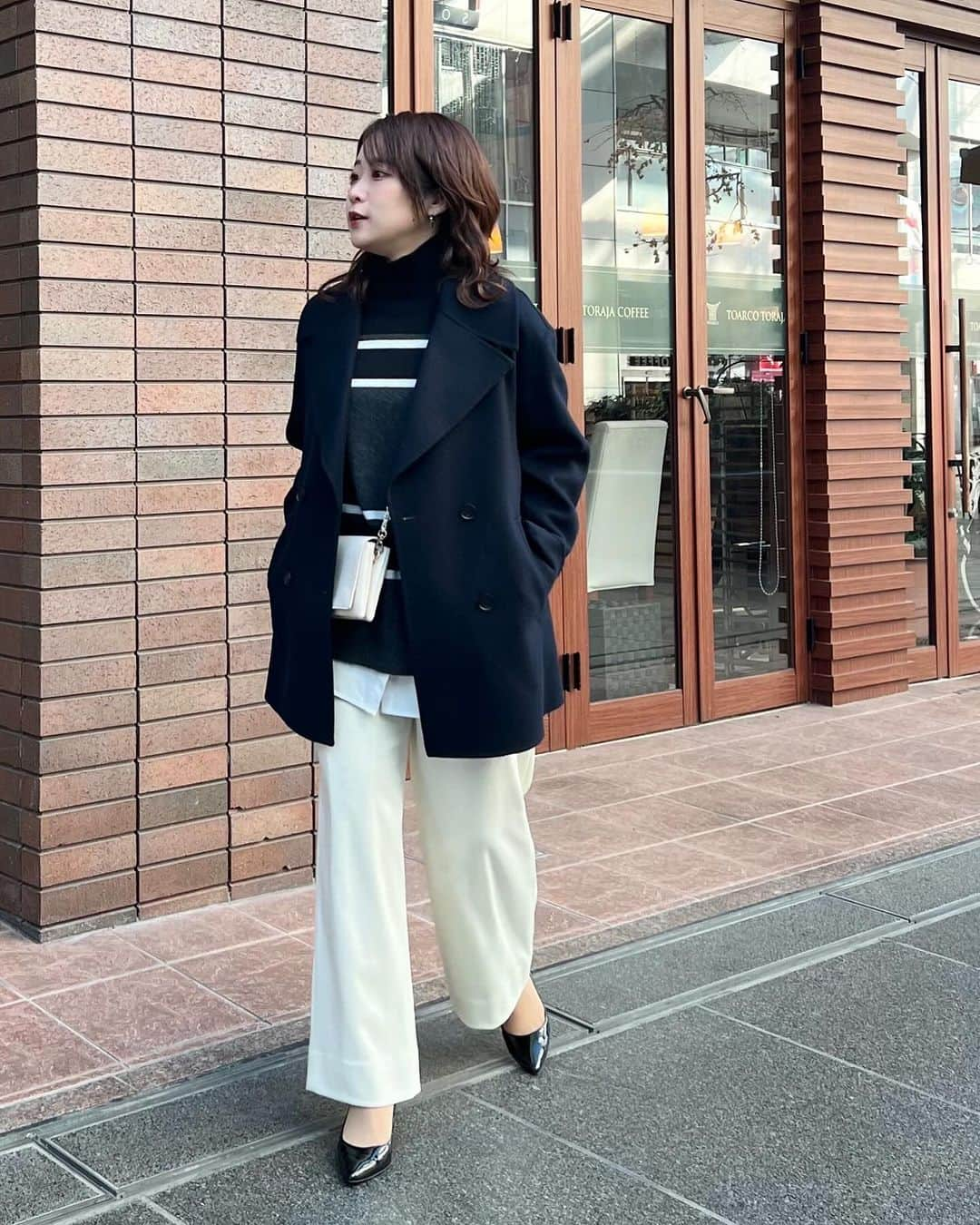 ICB WEB MAGAZINEさんのインスタグラム写真 - (ICB WEB MAGAZINEInstagram)「.  #icb_staffstyle  #ootd  @moku_style   今期おすすめニットを使った スタッフスタイリングをご紹介！  ソフトカシミヤミックス ハイネック柄ニット ¥20,900(taxin)  ウォッシャブルウールジャージー ワイドパンツ ¥23,980(taxin)  #icb #icbjp #icbstyle #onward #オンワード #オンワード樫山 #onwardcrosset  #秋服コーデ #秋コーデ #冬服コーデ #冬コーデ  #ニット #ニットコーデ #カシミヤ混 #カシミヤミックス #柄ニット #ハイネック #ハイネックニット #ウールパンツ #ワイドパンツ #ワイドパンツコーデ #スタッフコーデ #スタッフスナップ」11月29日 20時03分 - icb_jp