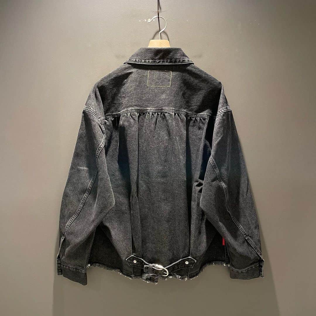 BEAMS JAPANさんのインスタグラム写真 - (BEAMS JAPANInstagram)「＜NEONSIGN＞ Mens Cutaway front Denim jacket -Used- ¥51,700-(inc.tax) Item No.11-18-1599 BEAMS JAPAN 2F ☎︎03-5368-7317 @beams_japan #neonsign #beams #beamsjapan #beamsjapan2nd Instagram for New Arrivals Blog for Recommended Items」11月29日 20時14分 - beams_japan