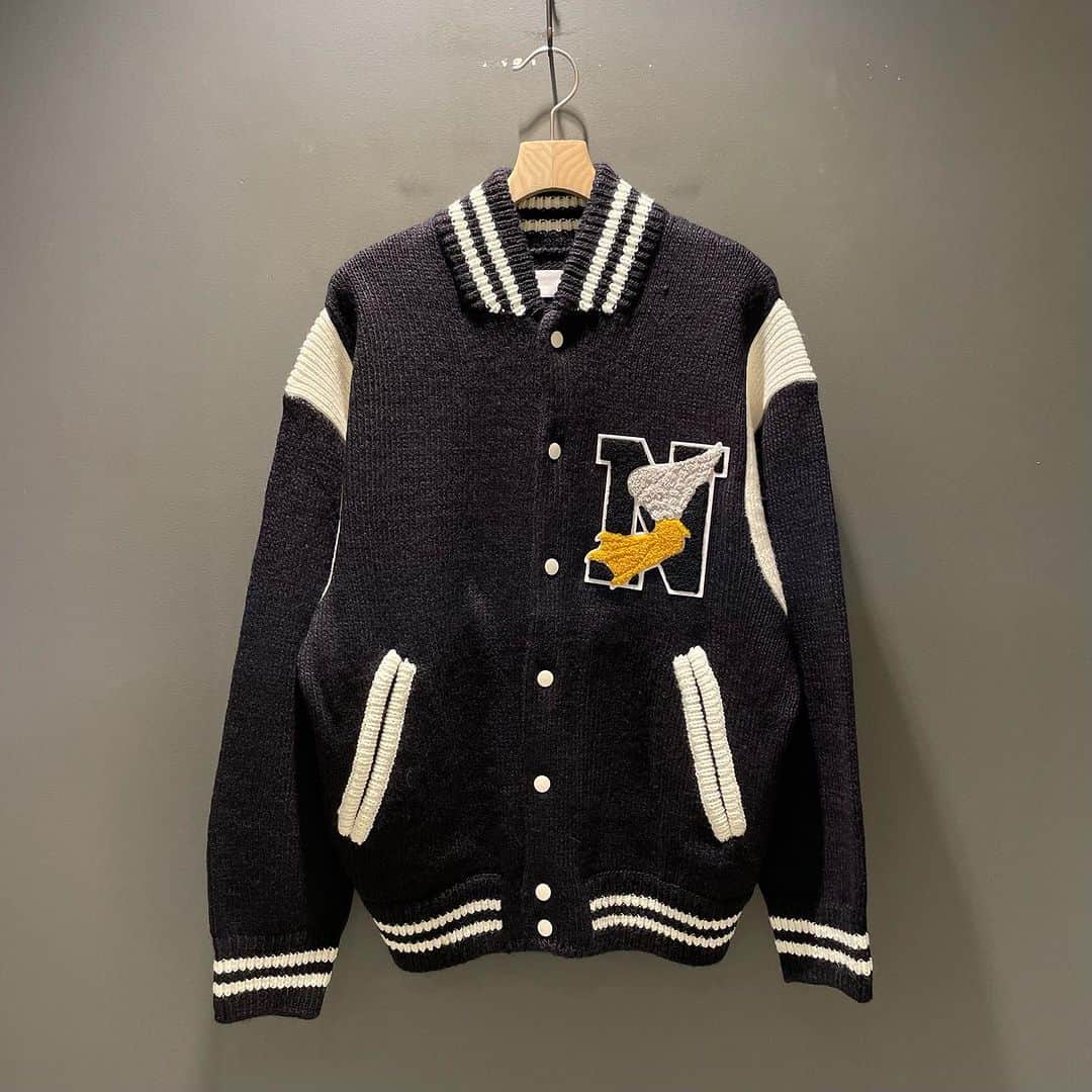 BEAMS JAPANのインスタグラム：「＜NEONSIGN＞ Mens Stadium knit -Wappen- ¥55,000-(inc.tax) Item No.11-18-1600 BEAMS JAPAN 2F ☎︎03-5368-7317 @beams_japan #neonsign #beams #beamsjapan #beamsjapan2nd Instagram for New Arrivals Blog for Recommended Items」