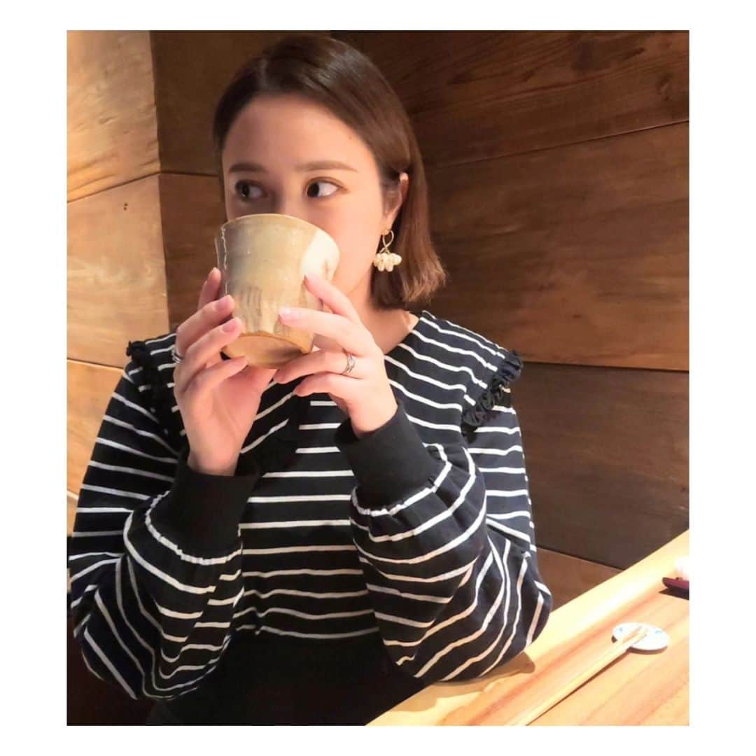 楠木杏のインスタグラム：「先日迎えた夫婦２周年🥂 今年もお祝いの食事場所は主人が担当で ２年間ありがとう、と伝えてくれました。  自分のクローンと結婚したわけじゃないから いろんな価値観の違いでぶつかるときもあるけど これはすり合わせの攻略ゲームなのだな、と思いながらの２年目🎮️ 親友みたいな、恋人みたいな、姉弟みたいな、これからもたくさん笑って最強なパートナーになっていけるように努力です！  たくさんの方にこのInstagramをみて頂いて、みなさんが望むような投稿が出来るかはわかりませんがこれからも私らしく発信していくね💓 みなさん、いつもありがとう💙💚💛」