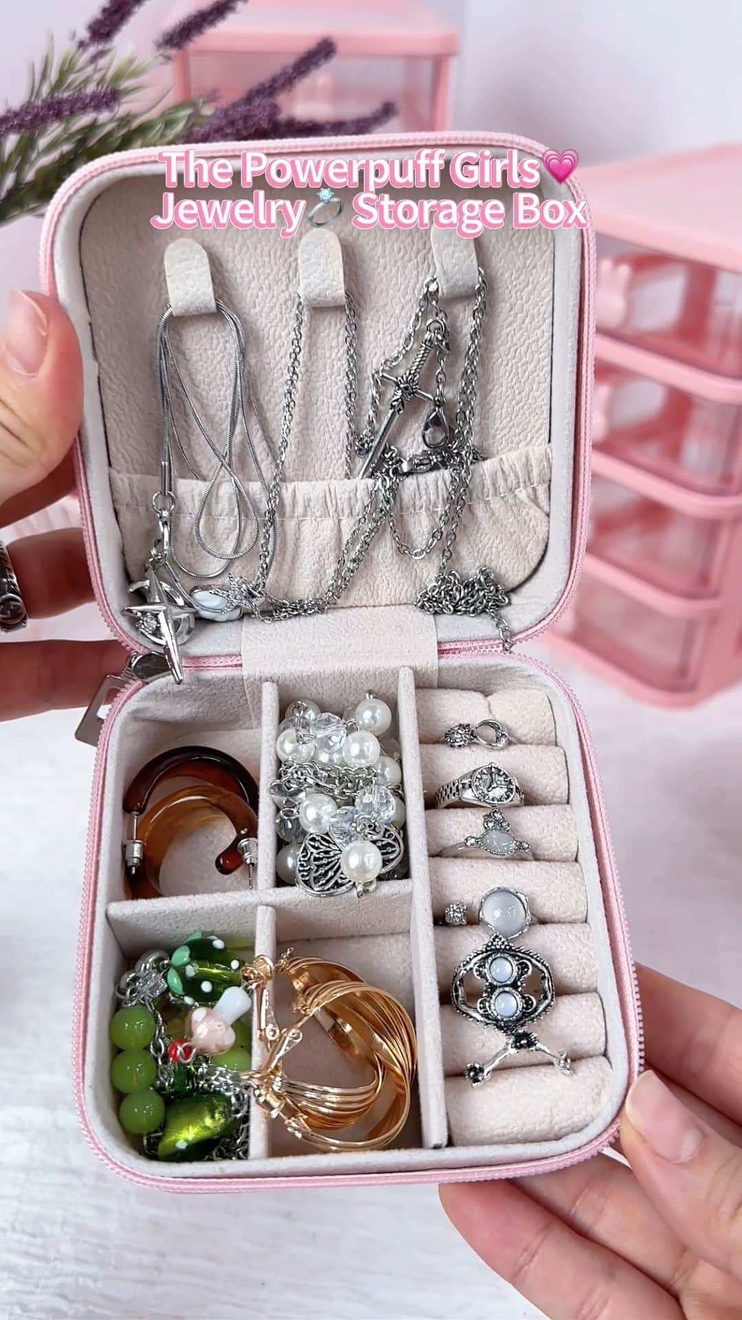 SHEINのインスタグラム：「Unleash some serious sparkle with super-powered storage from our SHEIN x Powerpuff Girls collection! 🦹💍✨  🔎 24640353  #SHEIN #SHEINforAll #SHEINstyle #fashion #chic #saveinstyle」