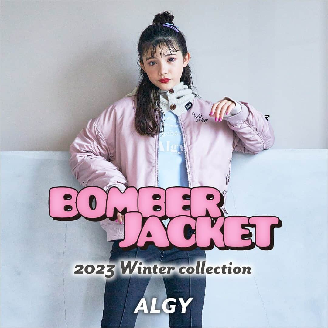 ALGY 【alternative + girly ＝ ALGY 】さんのインスタグラム写真 - (ALGY 【alternative + girly ＝ ALGY 】Instagram)「. -2023 winter collection- 今年のアウターはどれにする？ ❄️･:*  ▶︎りぼんチャーム付きレースアップブルゾン　¥7,590 tax サイドのレースアップがかわいいブルゾン🎀りぼんチャームは取り外してきるから、バッグなどにもつけれるよ😉 色味や刺繍は大人っぽい感じでカジュアルコーデにもガーリーコーデにもあわせられるアウターです👌❣️  #ALGY #アルジー #outer #アウター #エコファー  #冬コーデ」11月29日 20時34分 - algy_official