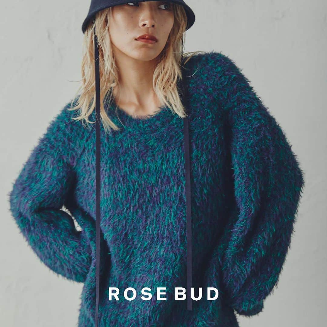 ROSE BUD（ローズバッド）のインスタグラム：「⁡ ⁡ NEW ARRIVALS ⁡ ⁡ ■ミックスカラーシャギーニット #6003214003 ¥10,890(tax inc.) blue / pink / navy ⁡ ⁡ ⁡ 詳しくは @rosebud_official_ プロフィールのURLよりオンラインストアをチェック。 ⁡ #ROSEBUD #ROSEBUD2023aw #ローズバッド #シャギーニット #カラーニット  #ニットトップス」