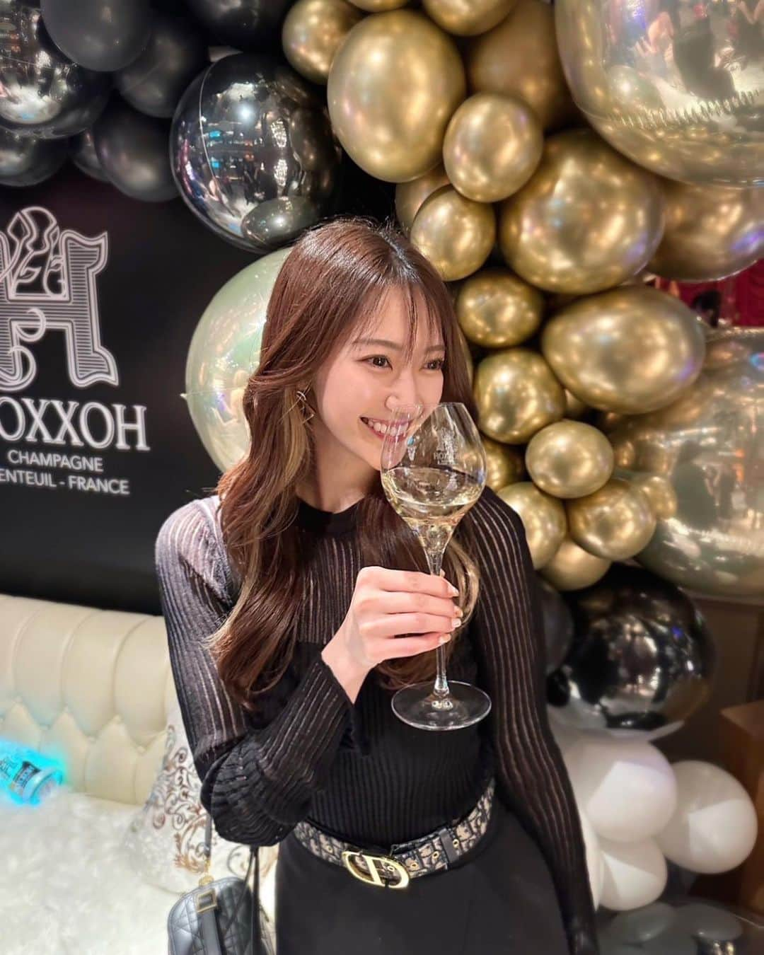 東海林里咲さんのインスタグラム写真 - (東海林里咲Instagram)「. .  HOXXOH Champagne Secret Partyに 招待して頂いて行ってきました🥂✴︎ .。  飲みやすくて キラキラ可愛かったなぁ🗝💜  . .」11月29日 21時01分 - risaaa_0411