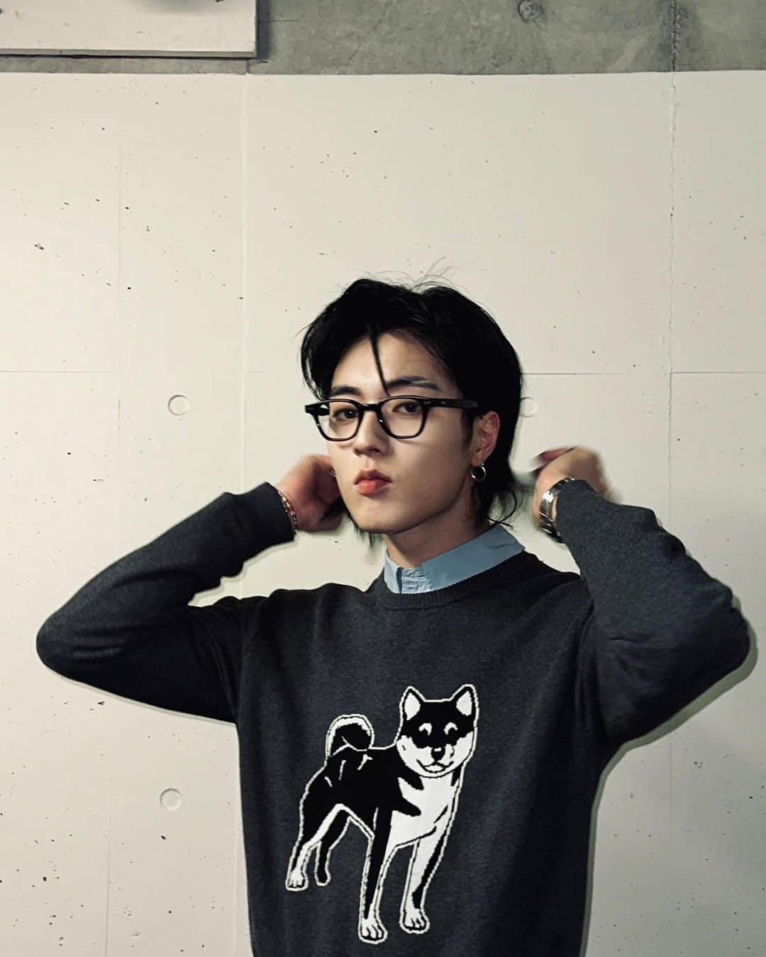 のインスタグラム：「MAMA 정말 감사합니다 트메분들 정말 감사합니다 사랑합니다🫶👍🫰🔥💋🖤🦋😘🚀🚀  #TREASURE #HARUTO」