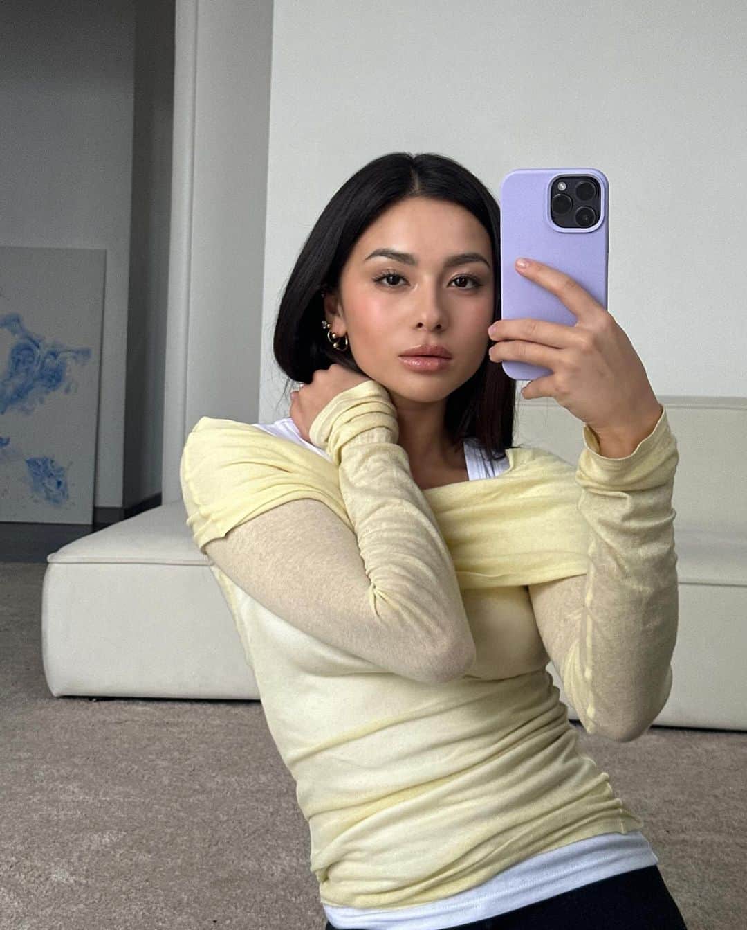 Diana Korkunovaさんのインスタグラム写真 - (Diana KorkunovaInstagram)「Сommo aesthetic 🤍🩰   Недавно узнала, что у Яндекса появился собственный бренд аксессуаров и электроники Commo. У них есть стильные чехлы, удобные и красивые наушники, зарядки и кабели. Эти и другие аксессуары представлены эксклюзивно на Яндекс Маркете 🤍」11月29日 21時15分 - diana_korkunova