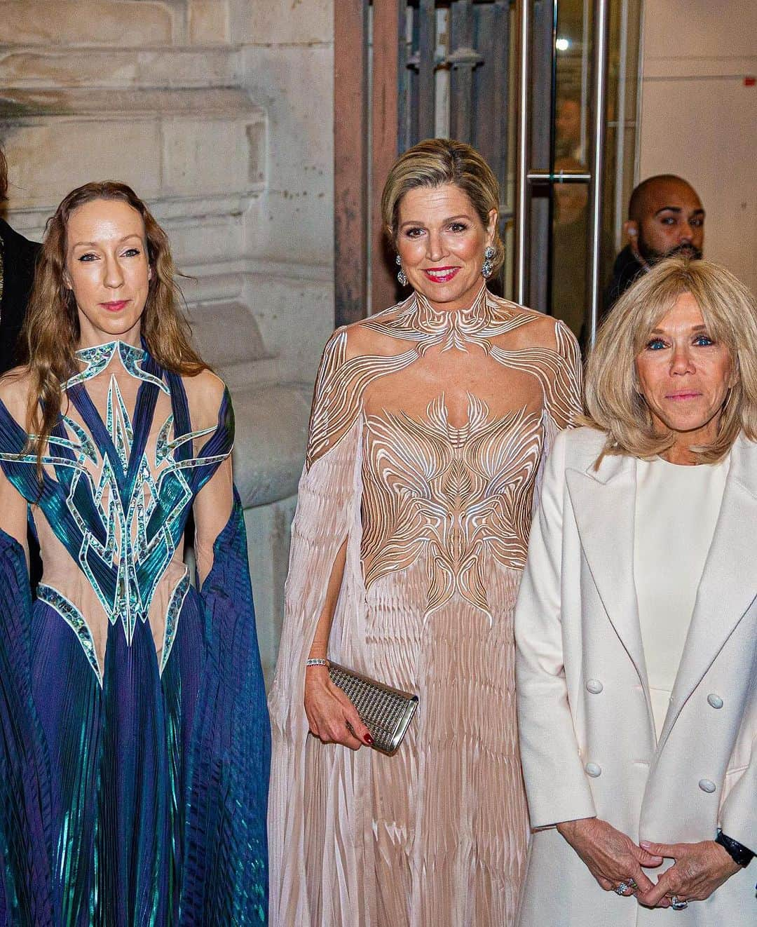 Iris Van Herpeのインスタグラム：「A sensational night ~ Hugely honored that Queen Maxima of the Netherlands and Brigitte Macron have opened ‘Sculpting the Senses’ at musée des Arts décoratifs @MadParis last night.   #irisvanherpen #hautecouture #exhibition #queenmaxima #brigittemacron」