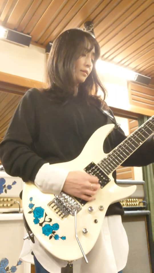 Yukiのインスタグラム：「#rehearsal 3  Thumbs Up👍 / D_Drive   （16th Nov, 2023）  #Marshall #esp #boss #guitar #ギター」