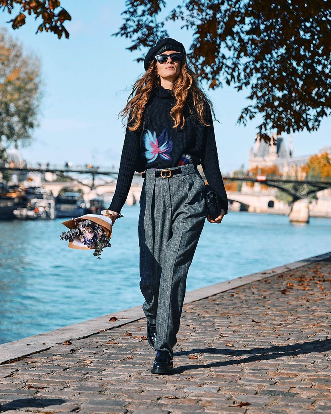 Armani Officialのインスタグラム：「A rendez-vous with @doloresdoll.  Born and raised in Paris, Dolores explores the Emporio Armani Fall Winter 2023-24 Collection for a stroll along the Seine.」