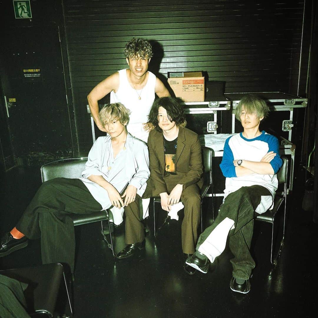 [ALEXANDROS]のインスタグラム：「名古屋、凄かったっす もう言葉にならない ありがとうーーー  また明日  #Alexandros  #NEWMEANING  #TOUR」