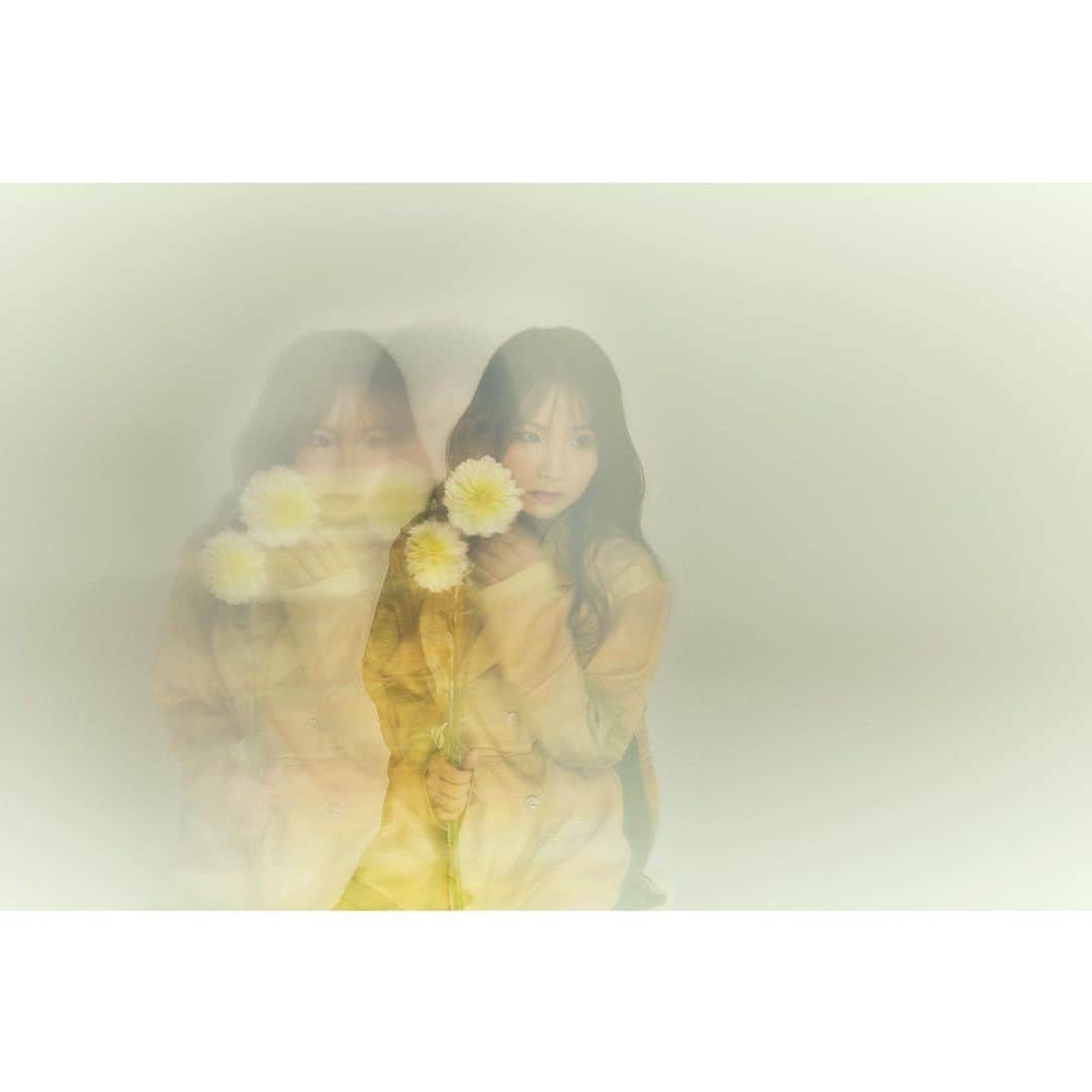 towanaさんのインスタグラム写真 - (towanaInstagram)「🦋 fhána『Beautiful Dreamer』 12月20日発売のEP、そして来年1月のツアー 共によろしくお願いします🌼❄️✨  #fhána_dreamer」11月29日 22時10分 - towana