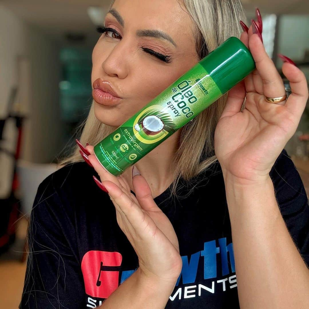 Vivi Winklerさんのインスタグラム写真 - (Vivi WinklerInstagram)「SUPLEMENTOS DIRETO DA FÁBRICA PARA SUA CASA 😍💙 @growthsupplements - 👀 preço super acessível ✅ - cupom com + descontos VIVI ✅ - chega rapidão ✅ - matéria prima de alta qualidade ✅」11月30日 7時59分 - viviwinkler