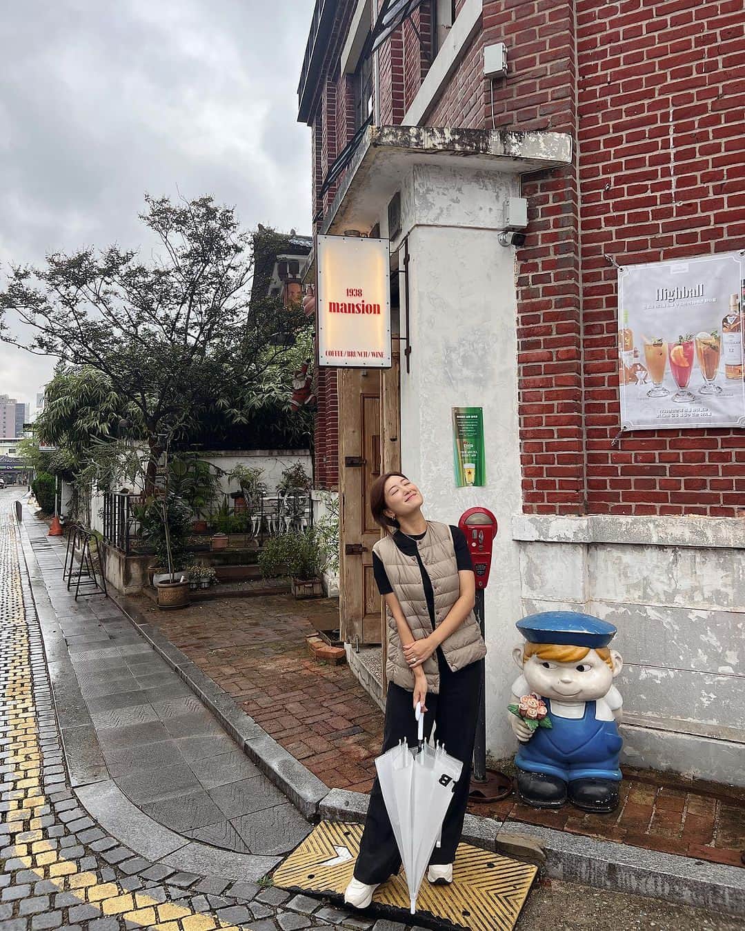 MUJI USAのインスタグラム：「Our favorite season is Lightweight Down Season ✨  📷 MUJI by @crystallizedcho  #MUJI #MUJIUSA #MUJIbyYou」