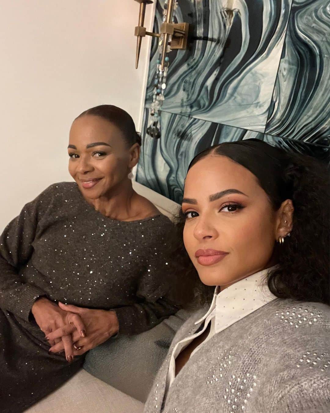 クリスティーナ・ミリアンのインスタグラム：「Pampering @mscarmenmilian with facials at @rosewoodhoteldecrillon so she can keep that young, beautiful look for life. Better yet, so I can look like her 18 years from now. 🥰✨」