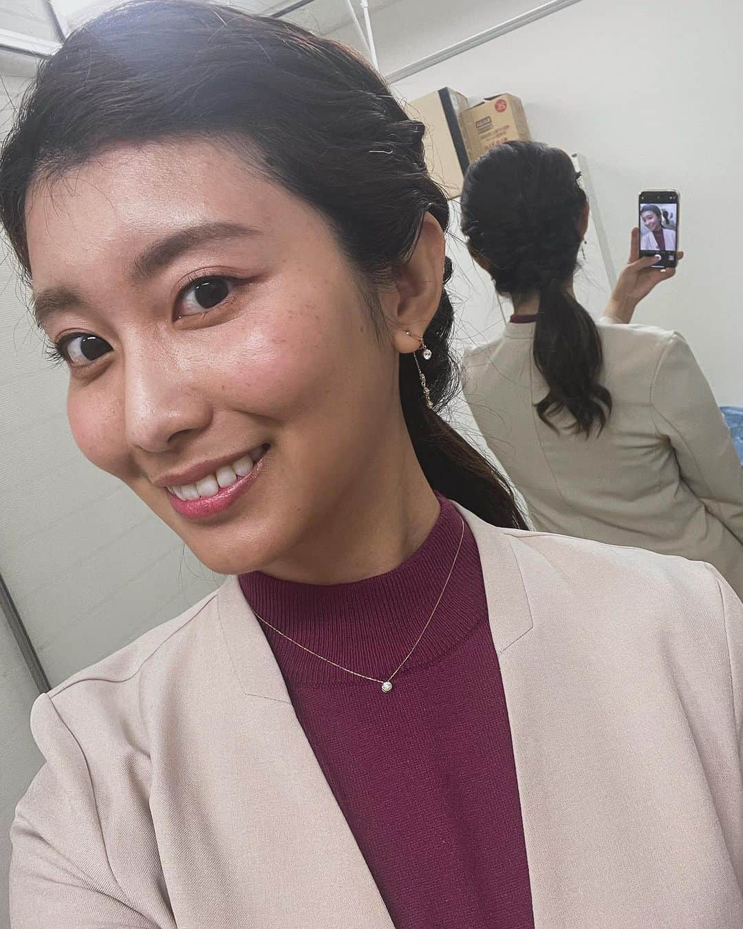 木村那津美さんのインスタグラム写真 - (木村那津美Instagram)「_✍�  今日も、ニュース担当します🙋‍♀️ 先週のヘアーはこんな感じでした ‹\(*´꒳`* )/››‹‹\( 　*)/››‹‹\( *´꒳`*)/››ｸﾙｸﾙ」11月30日 8時27分 - natsumi_kimura1018