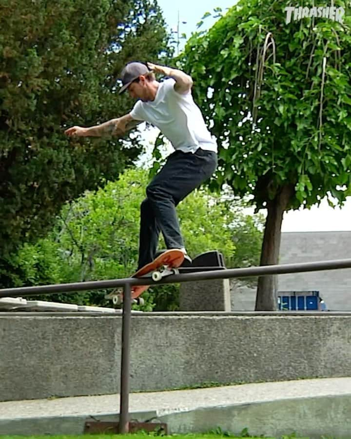 ラカイリミテッドフットウェアのインスタグラム：「Riley in the new 🇨🇦 Thrasher Vacation Playing now @thrashermag  📹 @bonelesszine @sackmarf  #Lakai #RileyHawk」