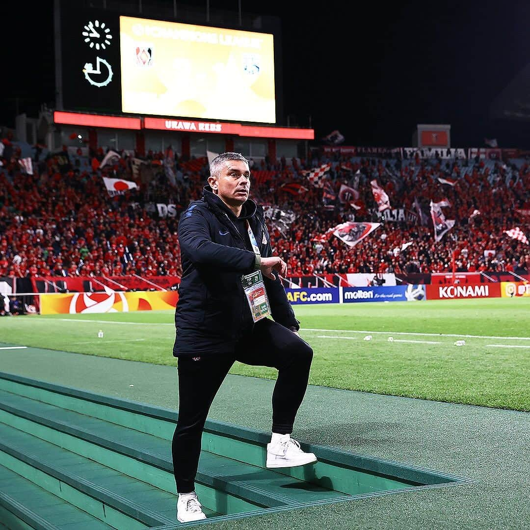 浦和レッドダイヤモンズさんのインスタグラム写真 - (浦和レッドダイヤモンズInstagram)「11.29 #ACL 2023/24 グループステージ MD5 武漢三鎮戦  Photo Y.KAMIYAMA  #ACL浦和カメラ #ホセカンテ #西川周作 #アレクサンダーショルツ #マリウスホイブラーテン #ブライアンリンセン #エカニットパンヤ #เอกนิษฐ์ปัญญา #ラファルジャナス #ホセカンテ #アレックスシャルク #荻原拓也 #urawareds #浦和レッズ #WeareREDS #サッカー」11月30日 0時32分 - urawaredsofficial