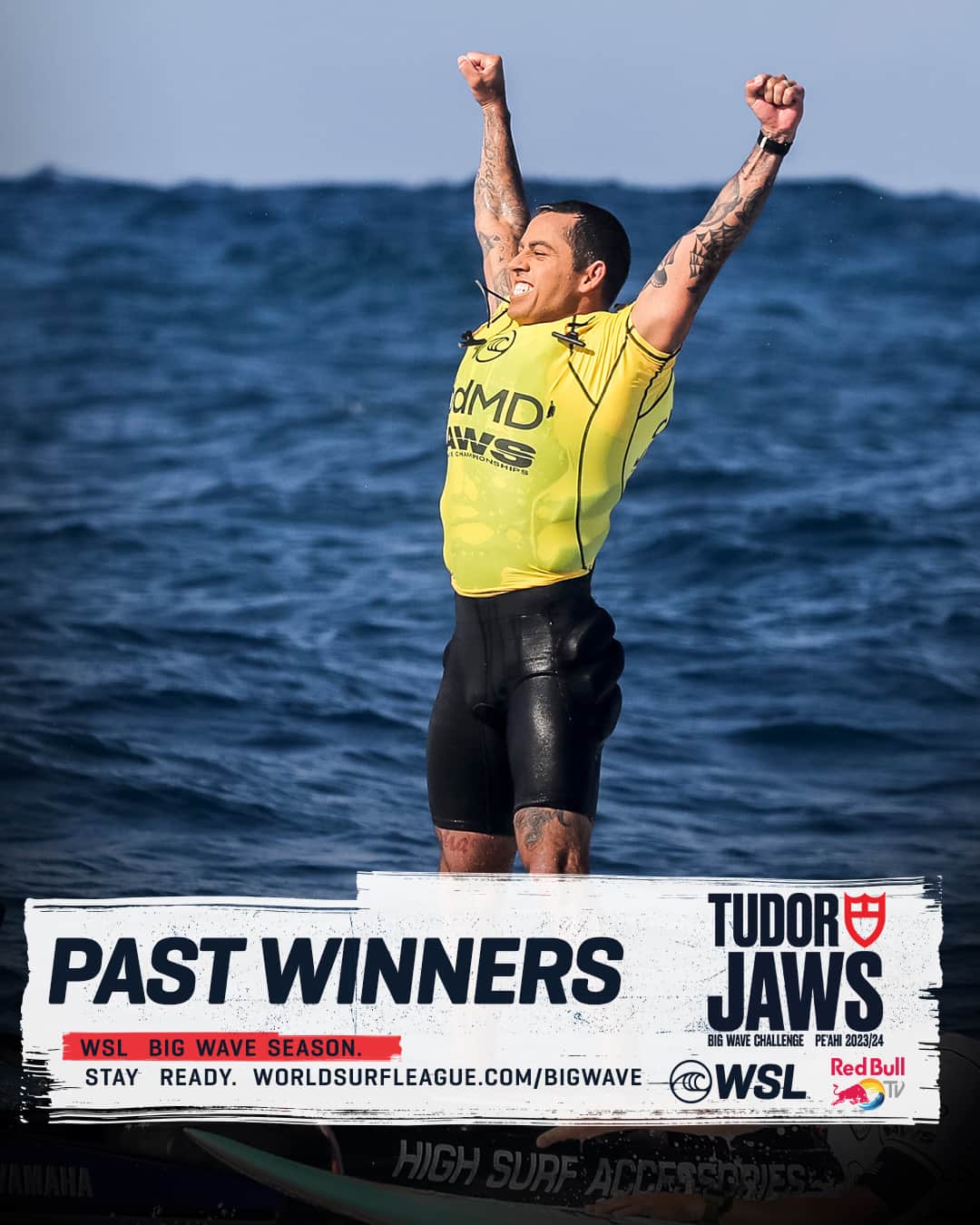 世界プロサーフィン連盟（WSL）のインスタグラム：「@billykemper and @paigealms are regulars on the Pe'ahi podium! 🏆⁣ ⁣ Stay ready. The 2023/24 WSL Big Wave Season is open!⁣⁣ @redbullsurfing @tudorwatch」