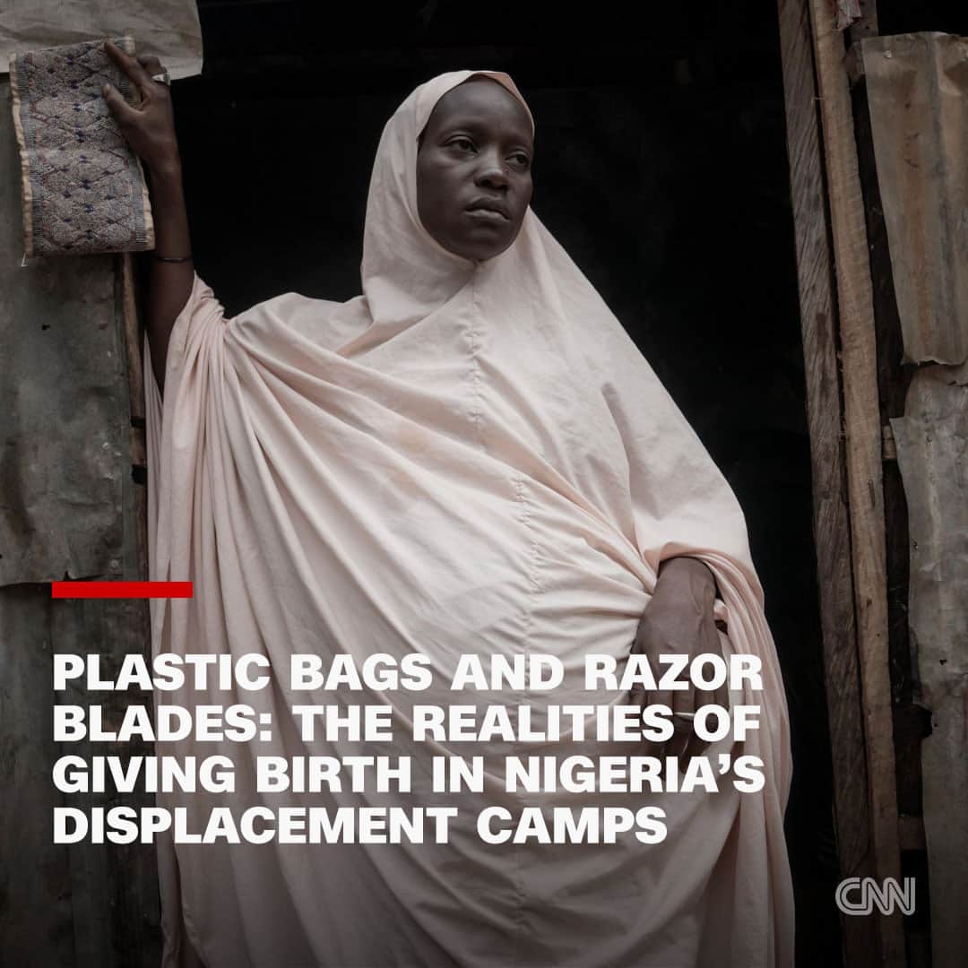 CNNのインスタグラム：「Aisha Aliyu is eight months pregnant and sprawled out on a mat in front of her house with four of her children spread around her feet. Two-year-old Hauwa and five-year-old Abba are both crying and tugging at their mother's hijab. She, in response, rolls her eyes and clicks her tongue at them. She looks tired.  The child Aliyu is carrying is her tenth. The last four were delivered in the Durumi Camp, a place in Nigeria's capital city, Abuja, that she and an estimated more than 3,000 other internally displaced people call home.  In 2013, Aliyu fled her home in the village of Wala in Nigeria's northeastern Borno State to its capital, Maiduguri. She said her village was attacked and much of it burned down by armed Islamist group, Boko Haram. Two years later, the militant group attacked Maiduguri, forcing Aliyu to again migrate, this time travelling over 856km south to Abuja with her husband and five children.  The now 39-year-old saw having many children as a way of replacing her relatives killed by the insurgents, but reveals she was done after her last pregnancy in 2021 and began using contraceptives. However, she became pregnant again this year.  Aliyu is one of many internally displaced women bearing children in Nigeria's camps, with some grounds not even housing a health post or shelter for birth, instead needing women to go into labor in their own shelters or that of their birth attendant.  Tap the link in bio for more.   📸 : Taibat Ajiboye for CNN  1. Aisha Aliyu. 2. The nurse takes the weight of the pregnant women during antenatal. 3. The camp nurse, Isa Umar examines a pregnant woman during antenatal session. 4. With Aisha almost full term, she is no longer able to go to fetch water and now has to pay up to N500 daily for it to be delivered to her home. 5. The makeshift delivery room partitioned in the shipping container used as the camp's health post. 6. A volunteer doctor brought his own kit to do blood tests at the Durumi camp. 7. Aisha with five of her children.」