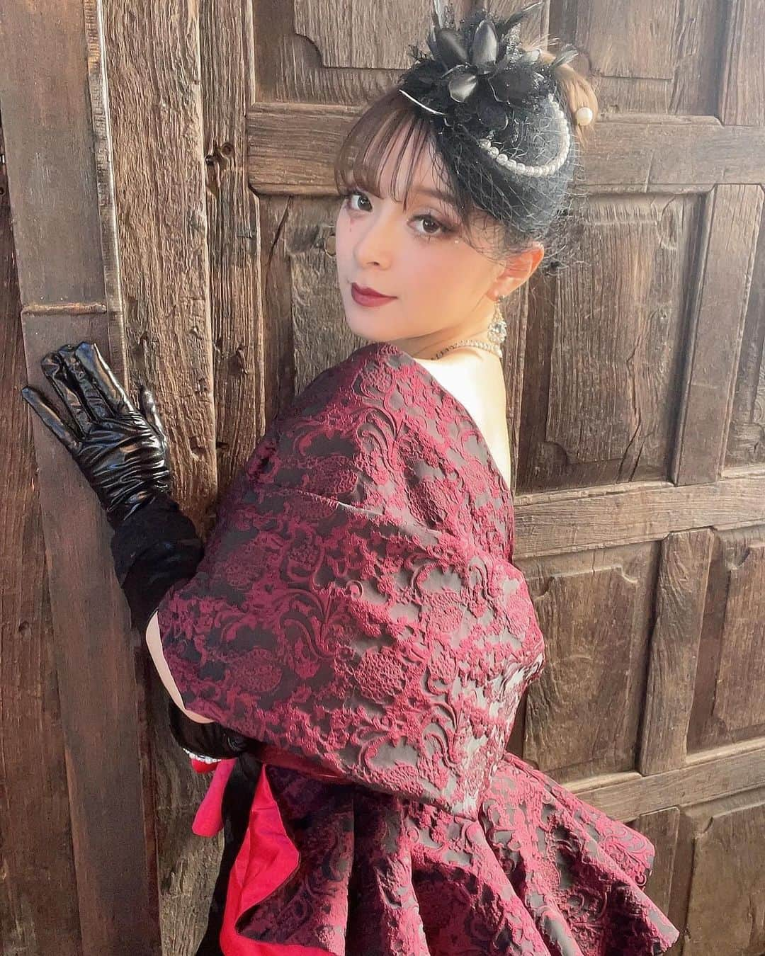 MARiAさんのインスタグラム写真 - (MARiAInstagram)「日付変わりましたので 本日MARiA写真集第4弾『美姫 HIME』 発売日ですっっっ！  みんなの手元に今日から届いていくのねっ♡  ドキドキっ。  届いたらぜひ感想お待ちしてます😘🫶🏻✨✨✨ #MARiA #美依礼芽 #小美　#写真集 #GARNiDELiA」11月30日 1時10分 - maria_grnd