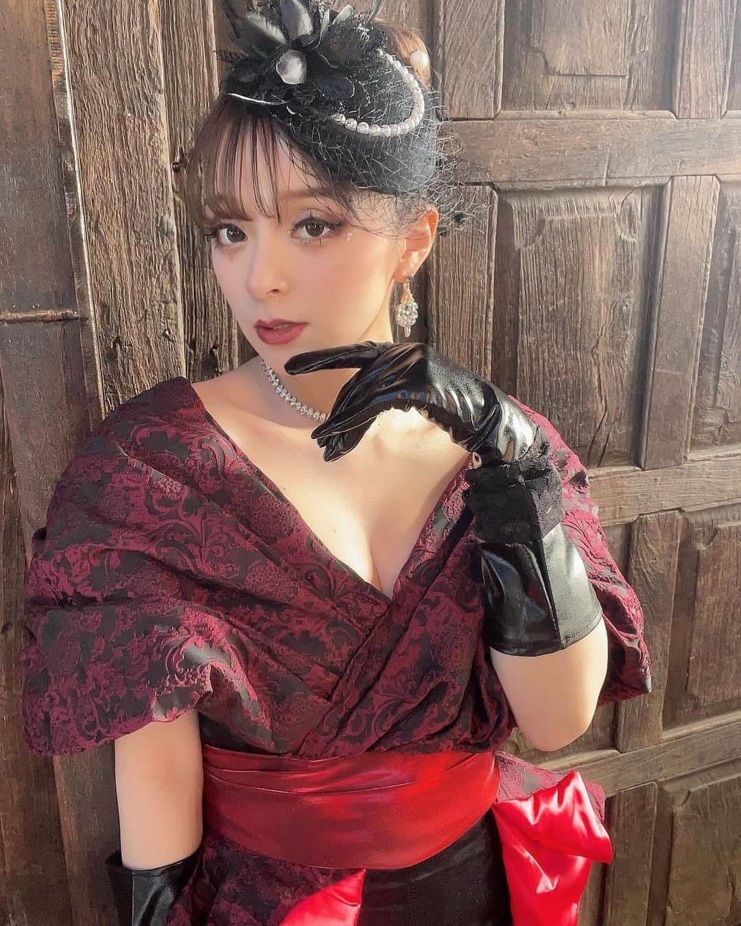 MARiAさんのインスタグラム写真 - (MARiAInstagram)「日付変わりましたので 本日MARiA写真集第4弾『美姫 HIME』 発売日ですっっっ！  みんなの手元に今日から届いていくのねっ♡  ドキドキっ。  届いたらぜひ感想お待ちしてます😘🫶🏻✨✨✨ #MARiA #美依礼芽 #小美　#写真集 #GARNiDELiA」11月30日 1時10分 - maria_grnd