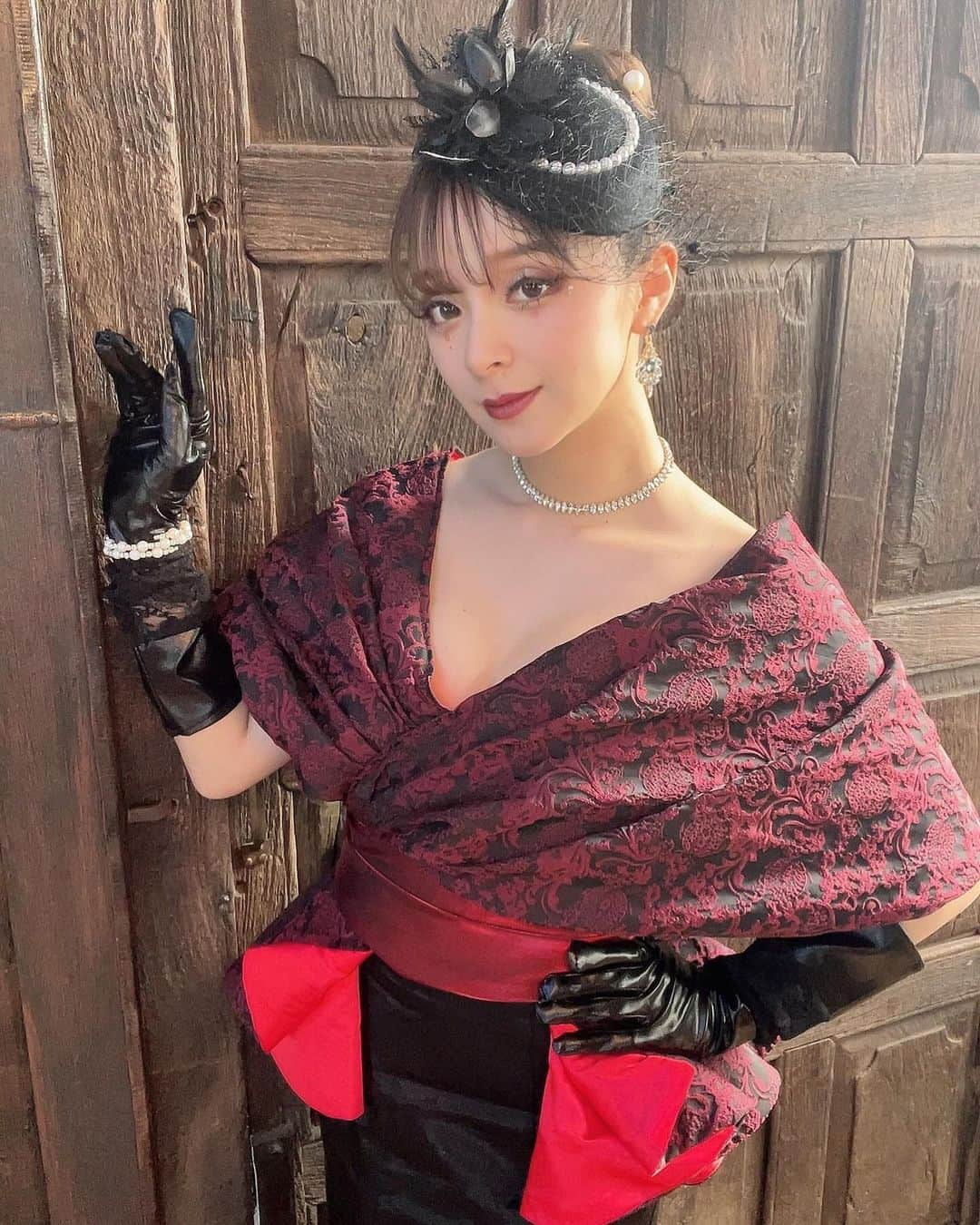 MARiAさんのインスタグラム写真 - (MARiAInstagram)「日付変わりましたので 本日MARiA写真集第4弾『美姫 HIME』 発売日ですっっっ！  みんなの手元に今日から届いていくのねっ♡  ドキドキっ。  届いたらぜひ感想お待ちしてます😘🫶🏻✨✨✨ #MARiA #美依礼芽 #小美　#写真集 #GARNiDELiA」11月30日 1時10分 - maria_grnd