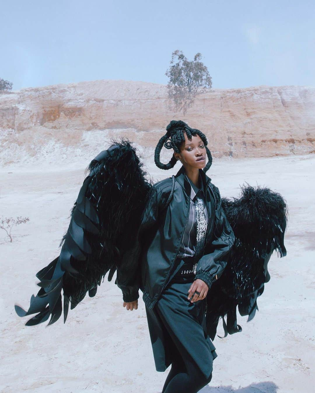 Dazed Magazineさんのインスタグラム写真 - (Dazed MagazineInstagram)「Choose your angel 🪽 Photographer @kristinleemoolman and stylist @zaraeloise bring heavenly baddies to life for @dazed’s winter 2023 issue, #THEBADDIEISSUE 💫⁠ ⁠ Tap the link in bio to explore more 🔗⁠ ⁠ Photography @kristinleemoolman⁠ Styling @zaraeloise⁠ Hair @urban_mimz, @zwannepoel⁠ Make-up @johanni_creative⁠ Production @lampostproduction⁠ Casting @lampostcreative⁠ Featuring @ponahalo, @denetric_malope, @lebuhang_ndlovu, @domz.evans, @lebohomme, @tamaramoeng, your_average_weasley, @cameron.drotsky, and Macs Mcdougall⁠ ⁠ Editor-in-Chief @ibkamara⁠ Art Director @gareth_wrighton⁠ Editorial Director @kaci0n⁠ Fashion Director @imruh ⁠  Fashion credits in the comments ⬇️💬 ⁠ Taken from the winter 2023 #THEBADDIEISSUE of #Dazed⁠」11月30日 1時13分 - dazed