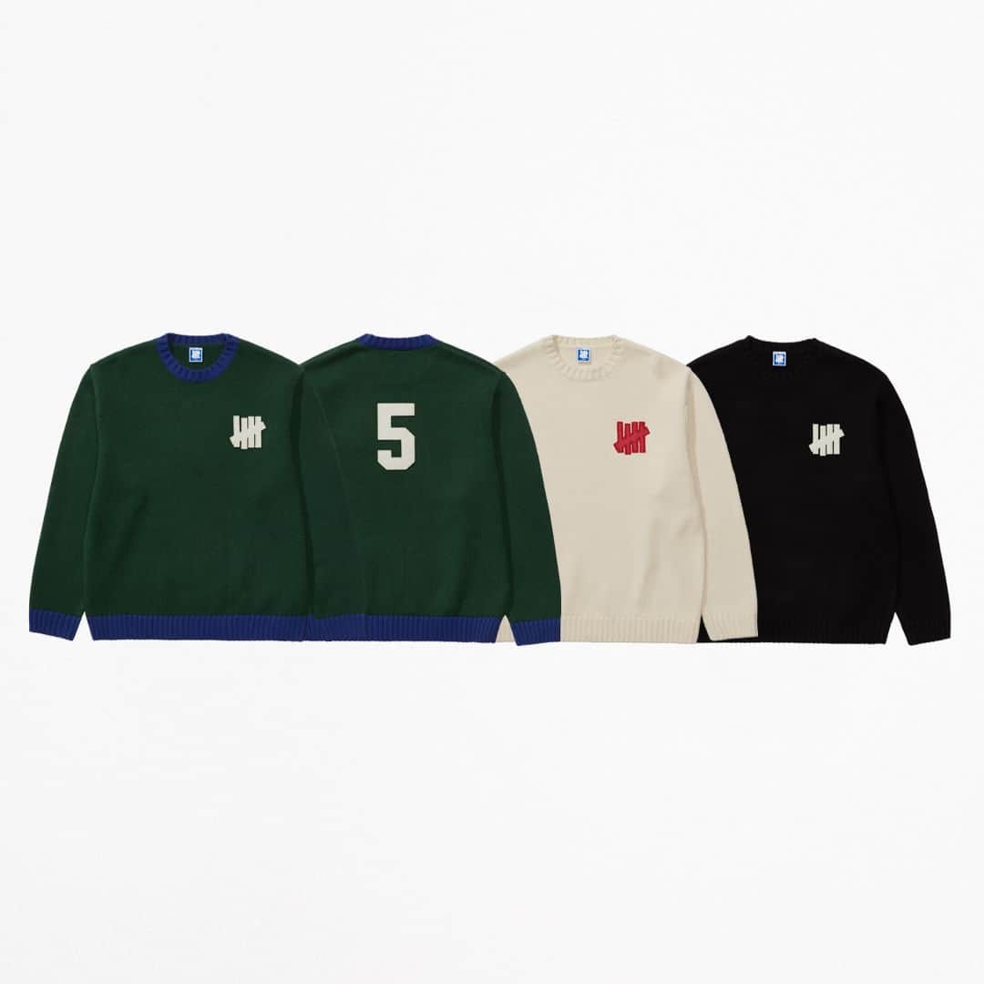 UNDFTDのインスタグラム：「A detailed look into UNDEFEATED HOLIDAY 2023 Drop 2  The UNDEFEATED Felt Icon Sweater is a knit garment composed of a polyester blended knit featuring a felt appliqué ‘5-strike’ icon on the front and number 5 on the back of the Hunter Green colorway. Available in Hunter Green, Ivory and Black.  Available Thursday, 11/30 exclusively at 11am at all UNDEFEATED Chapter Stores and 8am PST at Undefeated.com」