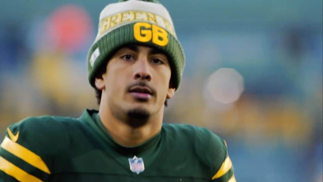 エリン・アンドリューズのインスタグラム：「Finally! A sitdown with @packers QB @Jordan3Love on the Eve of his 1st Thanksgiving start. Hear what patience and lessons he’s learned so far this season.  @nflonfox  @strumpfagram @ba_xo_la @jilliangregory @alyssafgreene #packers #nfl」