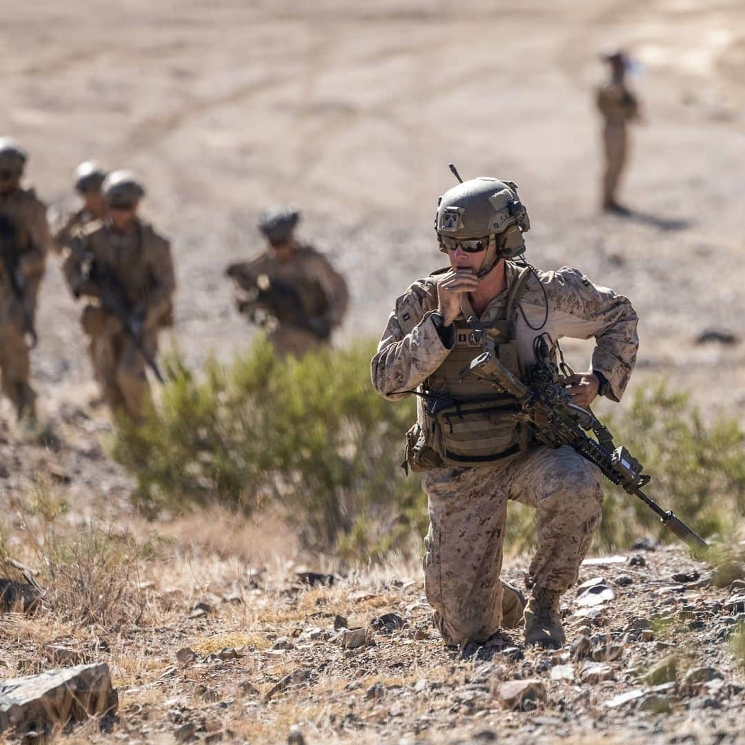 アメリカ海兵隊さんのインスタグラム写真 - (アメリカ海兵隊Instagram)「Speed, Surprise, and Violence of Action  📍 @MCAGCC29Palms (Nov. 3, 2023)  #Marines with @2dmardiv conduct a live-fire and maneuver range.  Live-fire and maneuver ranges give Marines the opportunity to engage and destroy targets in a dynamic environment.   📷 (U.S. Marine Corps photo by Lance Cpl. Eric Dmochowski)  #USMC #SemperFi #MarineCombatArms」11月30日 1時52分 - marines