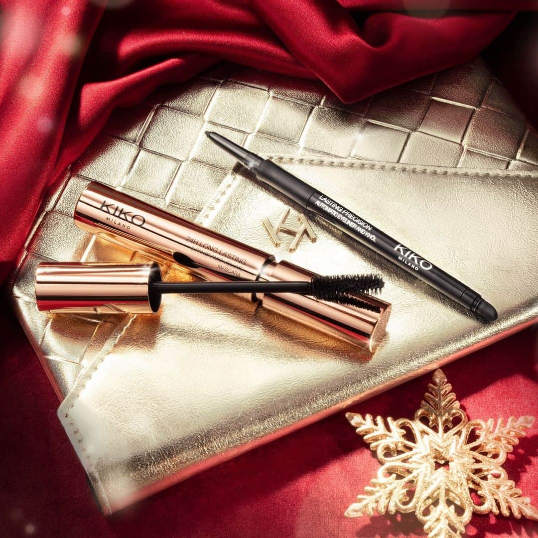 KIKO MILANOのインスタグラム：「Eyes on fleek! 👀✨ The #KIKOHolidayPremiere Black Duo Eyes Gift Set is here to make your day 🤩 Starring our 24h Long Lasting & Panoramic Volume Mascara and Lasting Precision Automatic Eyeliner And Khôl 16, you’re all set for eye-catching beauty 🎁 ⁣ ⁣ #KIKOMilano #giftset #giftideas #mascara #eyeliner⁣ ⁣ Black Duo Eyes Gift Set: 24h Long Lasting & Panoramic Volume Mascara - Lasting Precision Automatic Eyeliner And Khôl 16 ⁣」