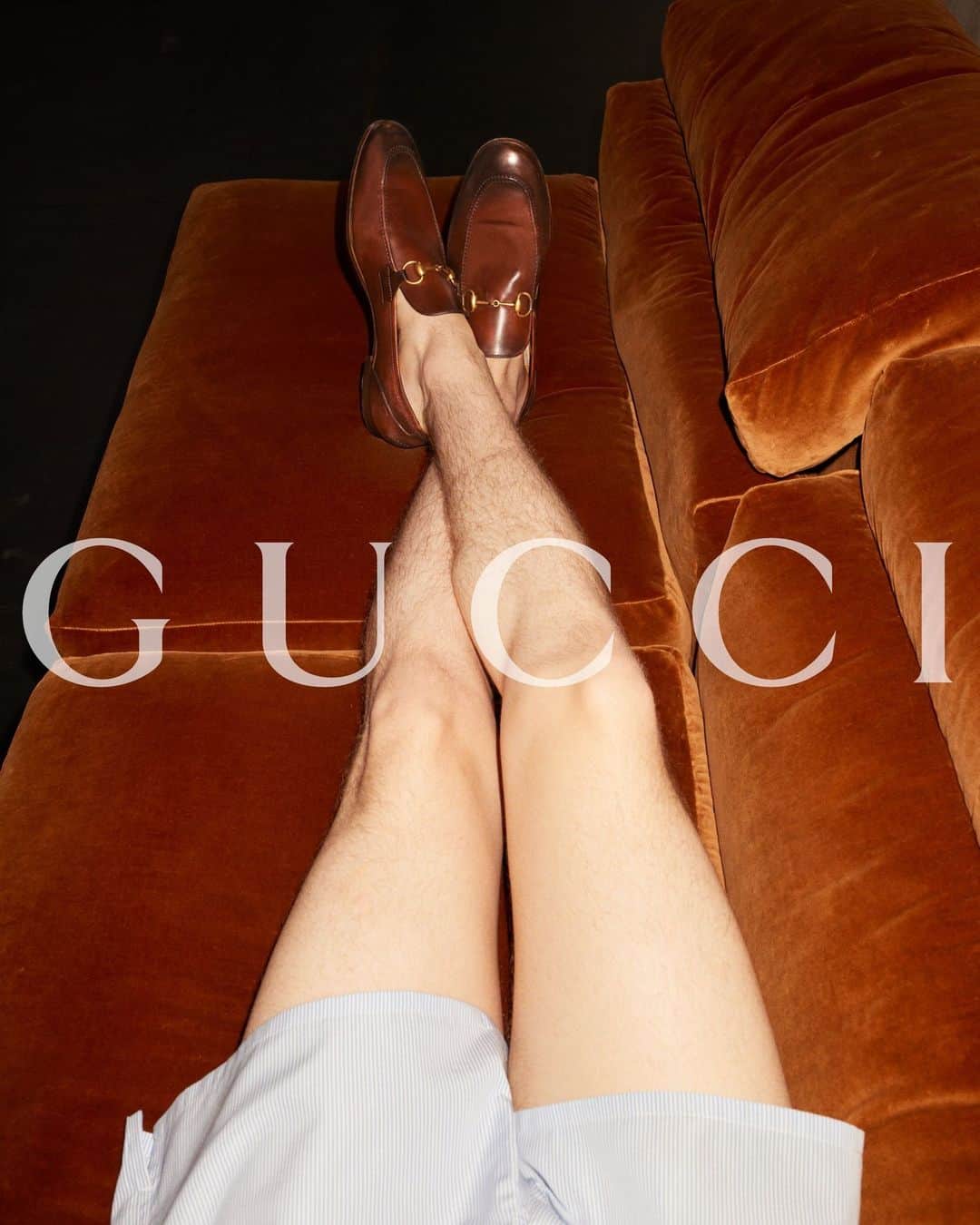 グッチさんのインスタグラム写真 - (グッチInstagram)「Laughter louder than music. ⁣ ⁣ Gucci Gift presents a range of ready-to-wear and accessories for the joyful energy of the season. ⁣ ⁣ #GucciGift #GucciDiana」11月30日 2時00分 - gucci
