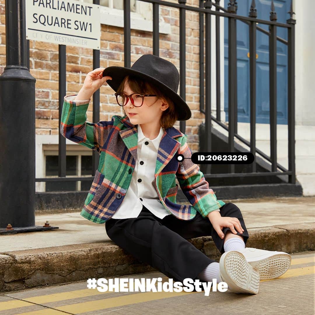 SHEINのインスタグラム：「Ready for the reading room📖 / boardroom🤵––or the playground. 🎠  🔎21604511 2840907 20351202 21568906 21580711 20623226 22322845 21735783  #SHEIN #SHEINKidsStyle #SHEINKids #SHEINforAll #kids #kidsfashion」