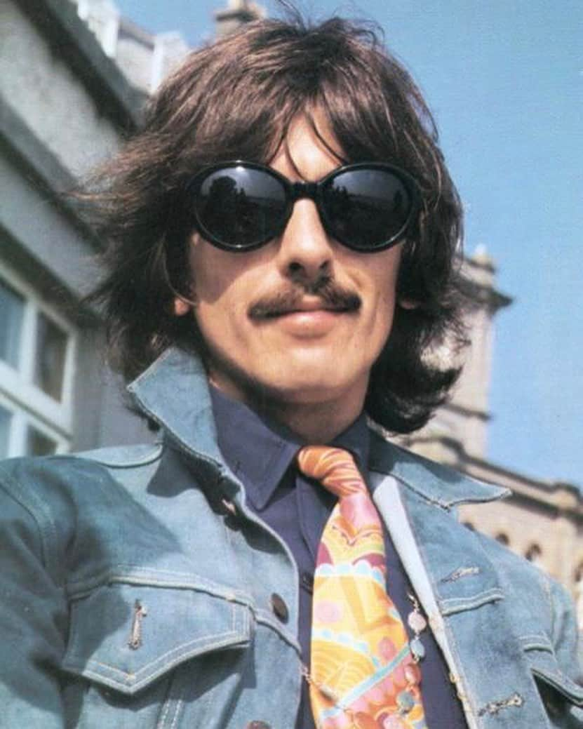 フィオレンティーニベーカーのインスタグラム：「Remembering George Harrison on this day. ✌️❤️🕉️☀️」